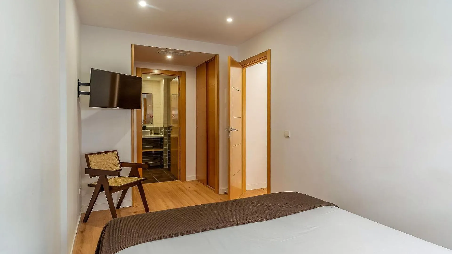 דירות ברצלונה 4256 - Ab Les Corts Bi